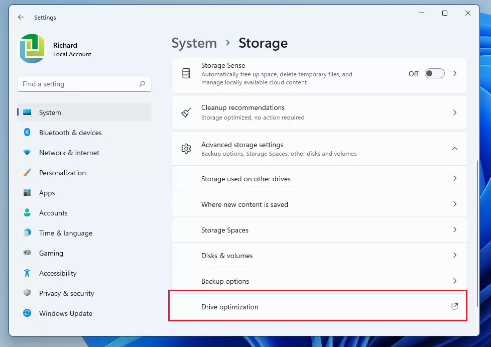 How To Defragment Hard Drives In Windows 11 - Geek Rewind