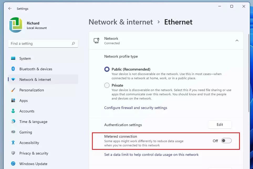 disable metered on windows 11