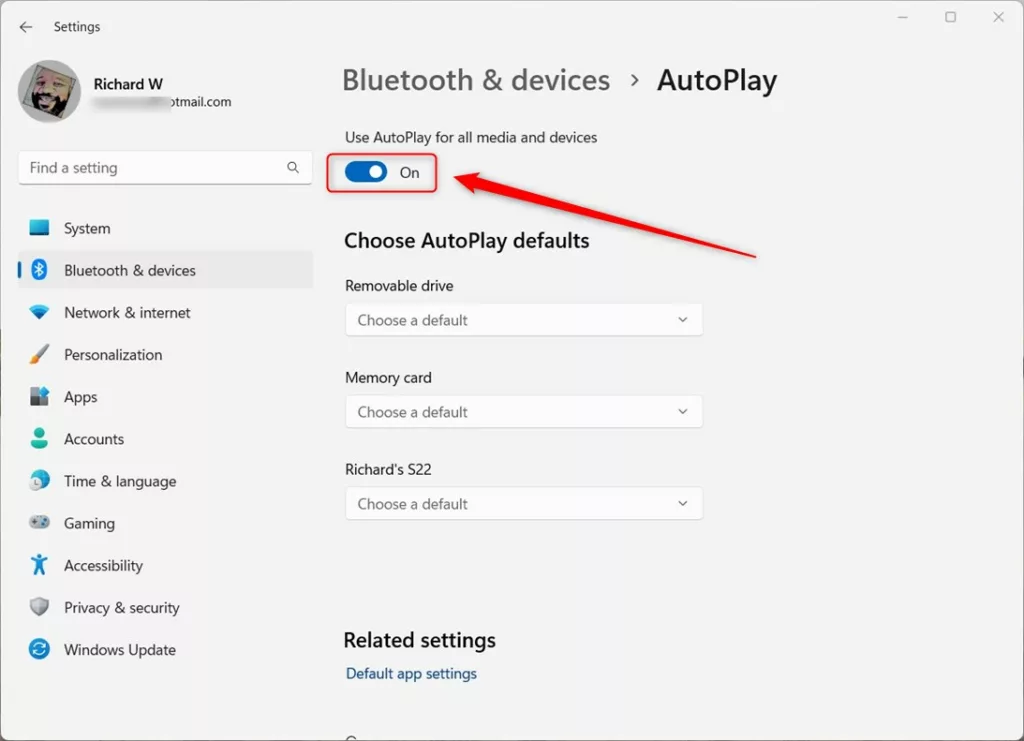 Windows enable or disable autoplay from settings app