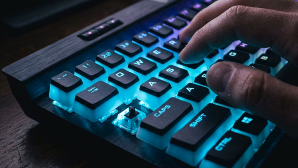 Using Keyboard Shortcuts for Phone Link on Windows 11