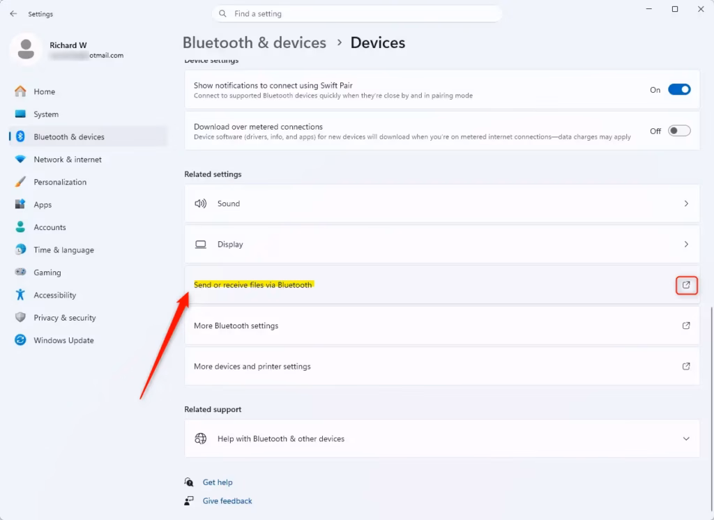Send or receive files via Bluetooth option in Windows 11 settings.