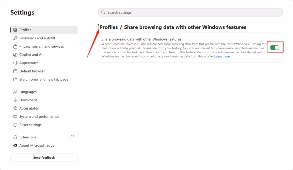 Toggle switch for sharing browsing data with other Windows features in Edge.