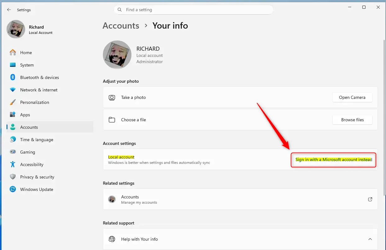 Windows 11 prompt to sign in with a Microsoft account instead.