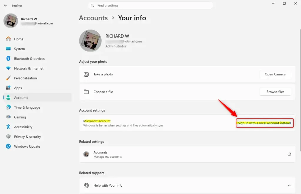 Link to switch from Microsoft account to local account in Windows 11.