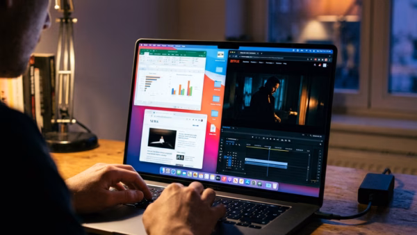 How to let Windows 11 Change Brightness Automatically based on Content