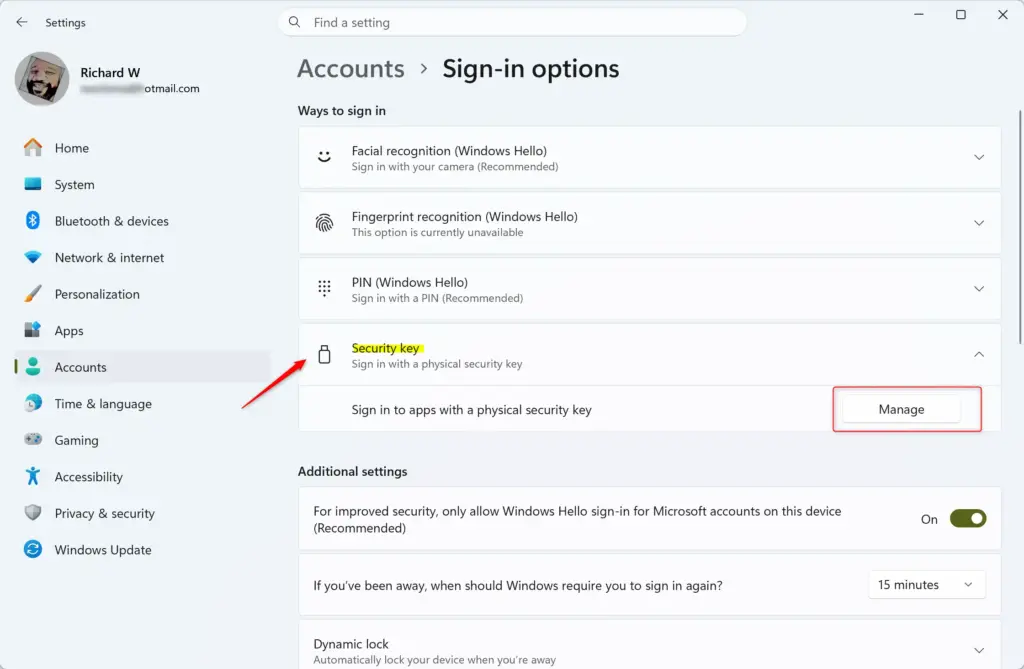 Windows 11 security key settings with Manage button highlighted.