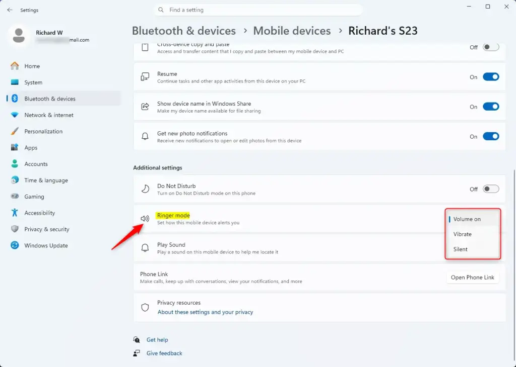 Phone Link app settings showing Android ringer mode options on Windows 11 PC.